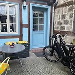 Blaues Haeuschen 奎德林堡